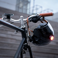 Support magnétique universel pour casque (lumières non incluses)