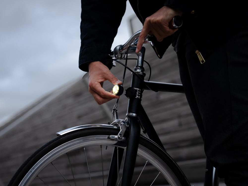 Mini lumière magnétique avant