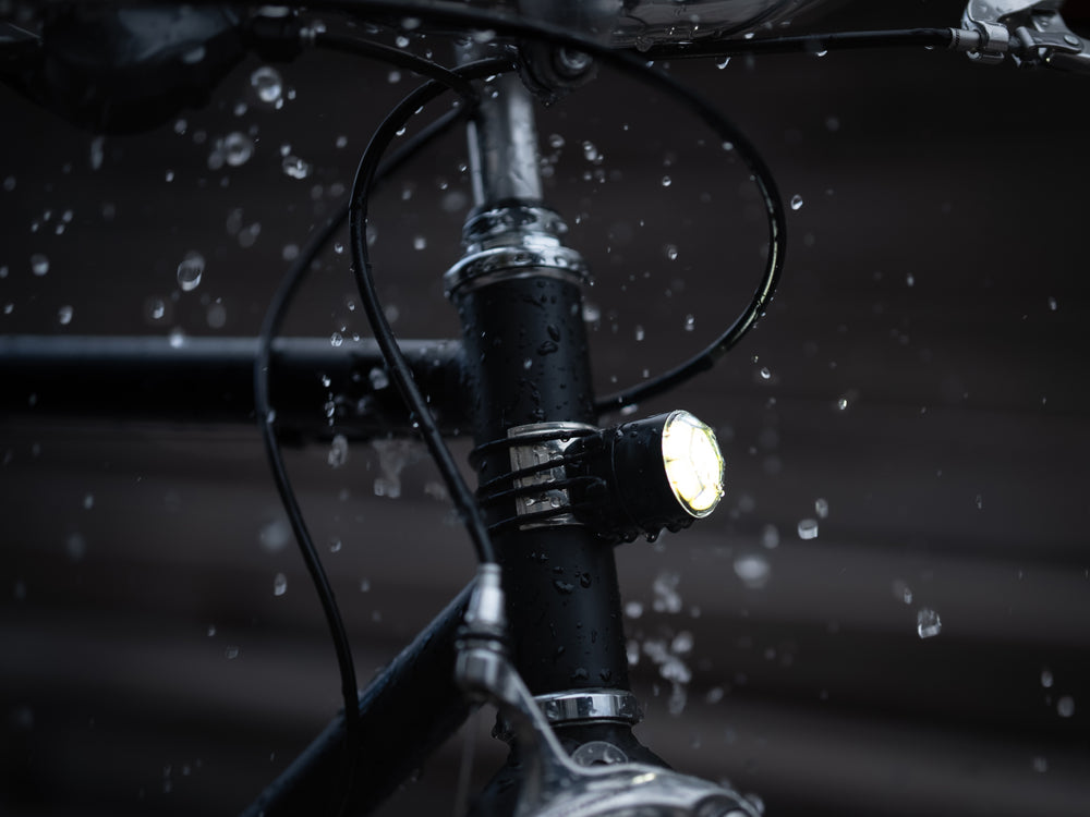 Mini lumières magnétiques avant et arrière