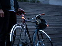 Support magnétique à clip VIOO pour casque (lumières non incluses)