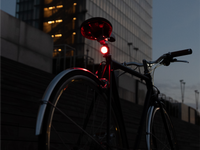 Mini lumières magnétiques avant et arrière