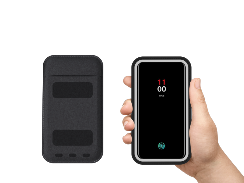 Pochette Shapeheart pour running - vue en situation. Image montrant la pochette utilisée avec un brassard Shapeheart pour une utilisation confortable pendant les activités sportives.